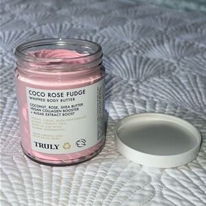 TRULY Women’s Coco Rose Fudge Whipped Body Butter
